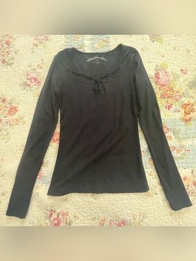 Black Long Sleeve Scoop Neck Top with Bow